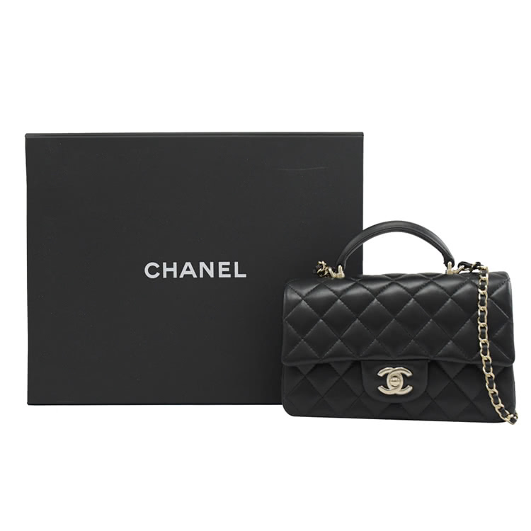 【CHANEL 香奈兒】經典雙C LOGO菱格小羊皮兩用鍊包(黑/金 20cm)